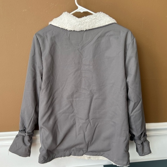 Faux Shearling Grey Lightweight Jacket Brand New Size Large - Picture 3 of 3
